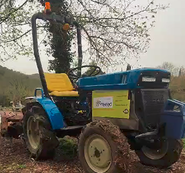 Fichier:Meeed - tracteur terminé.png