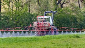 Herbicide Application Pulverisation.jpg